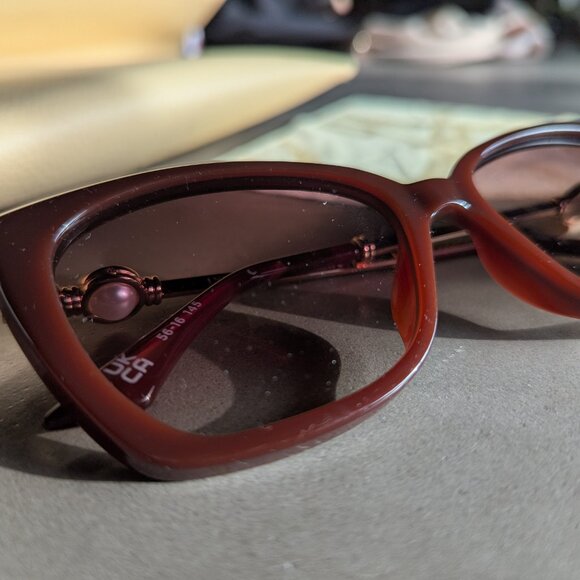 Missoma Le Specs Lyra Sphere Cat-Eye Sunglasses | Burgundy/Pearl - Picture 7 of 16